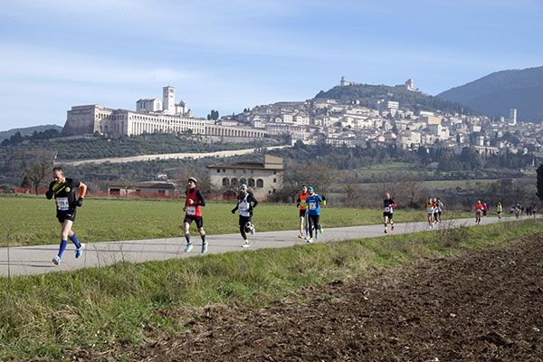 Basilica di San Francesco - Invernalissima Mezza Maratona Umbria Basilica di San Francesco - Percorso Invernalissima Mezza Maratona Umbria